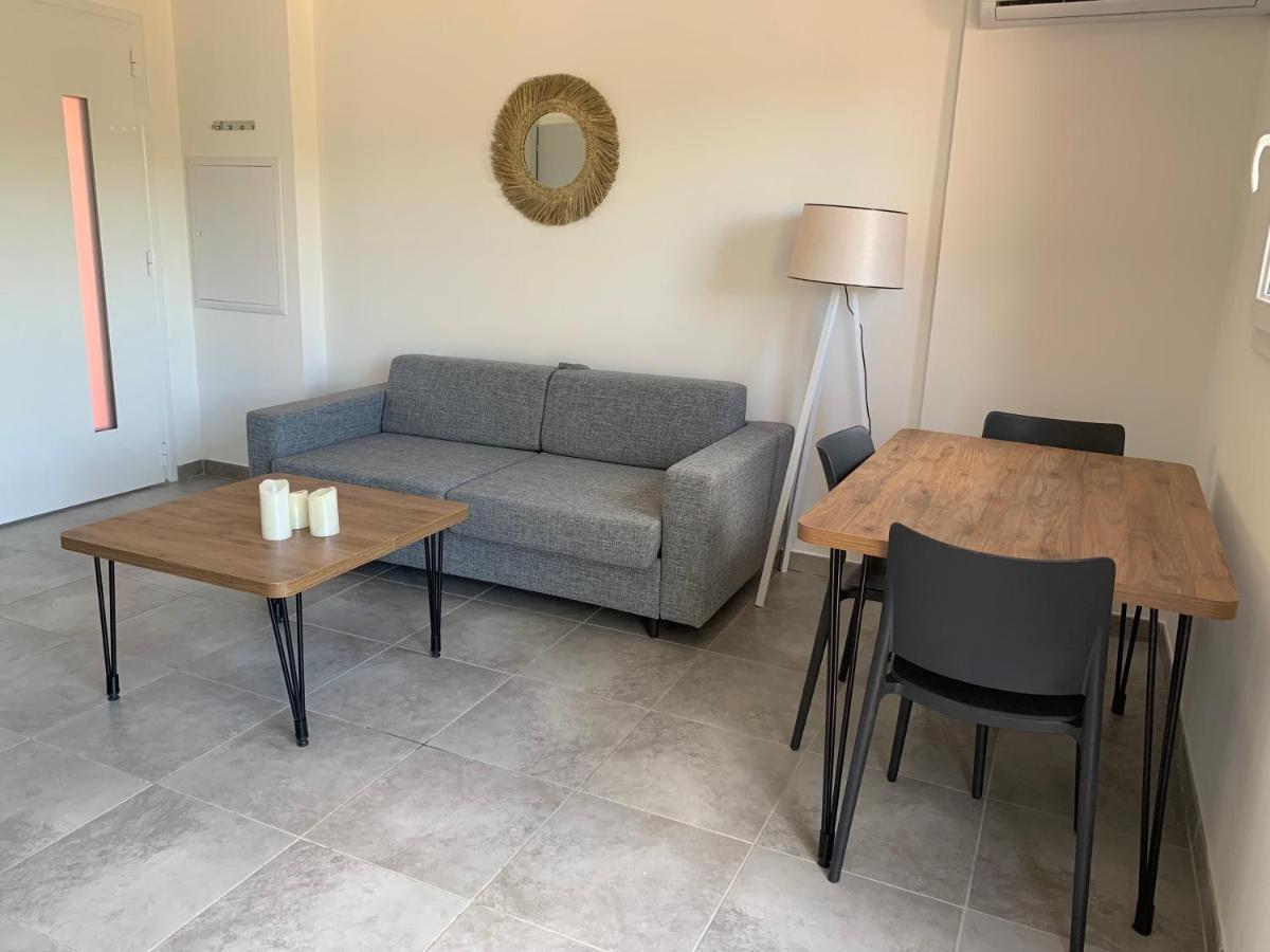 Residence Hoteliere Les Hameaux De Saint Cyprien Appartement 2 Chambres Lecci Eksteriør billede