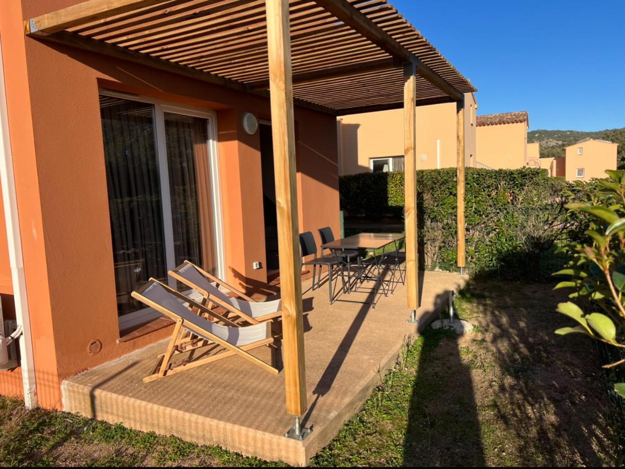 Residence Hoteliere Les Hameaux De Saint Cyprien Appartement 2 Chambres Lecci Eksteriør billede